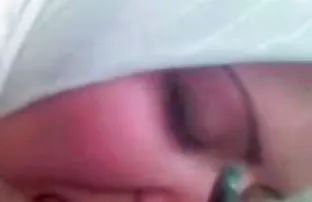 XXX Gadis dengan senyum bokep indo jilbab baru menawan