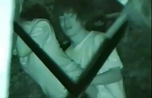 XXX Suami Kukold dengan lemah lembut terlihat seperti pria lain meniduri bokep indo baru tante istrinya