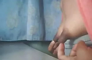 XXX Sepasang suami-istri dari Krasnodar merekam porno buatan sendiri mesum indonesia terbaru di kamar tidur