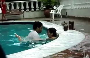 XXX Suami memotret di indo mesum terbaru 2018 cermin saat meniduri istrinya di kamar mandi