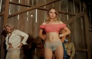 XXX Hard dick mesum indo baru memotong vagina lezat